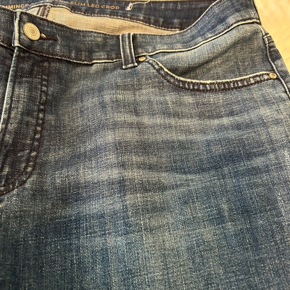 Chico jean crops or capris - Picture 6 of 9